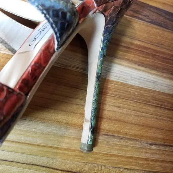 Jimmy Choo Snakeskin Heels size 38 1/2 (8.5 US) - Picture 9 of 13